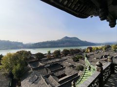 -华光驿站私房菜·黑金冠