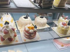 -焙丽拾光(麦凯乐直营店)