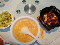 -阿瓦山寨·湘菜现炒·剁椒鱼头王(咸阳总店)