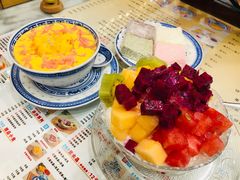 杨枝甘露-广信牛奶甜品世家(台东店)