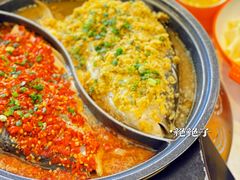 -阿瓦山寨·湘菜现炒·剁椒鱼头王(咸阳总店)