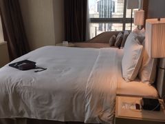 -广州天河希尔顿酒店