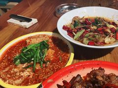 -柴窝堡22号辣子鸡·传承新疆菜