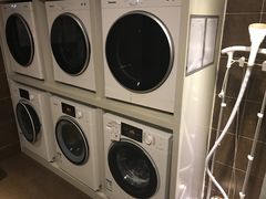 -西安大雁塔科技大学地铁站亚朵酒店