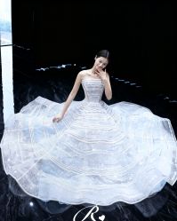 -Renee芮亦婚纱