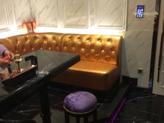 -皇马纯KTV·量贩·聚会(民治店)