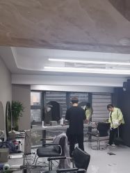 -宫铭烫发染发接发店
