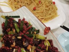 -丹江口渔村·湘味厨房(桃园店)
