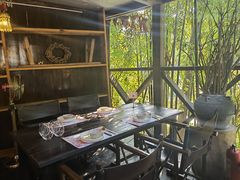 靠窗位-素描餐厅(灵隐天竺店)