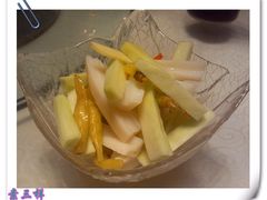 素三样-自贡盐帮菜·玩辣餐厅(樱花园西街店)