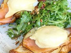 -ROAST coffee & eatery