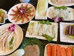 -云中捞高空旋转餐厅(商茂世纪广场店)