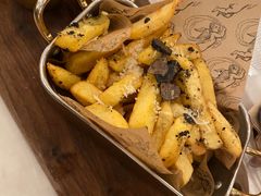 松露薯条-IL TEATRO 精品意大利餐厅