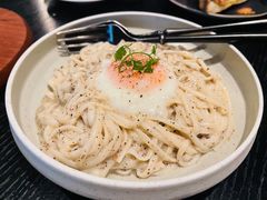 -wineapp葡萄酒餐吧(外滩金融中心店)