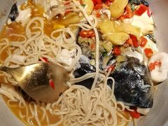 -佬麻雀·剁椒鱼头(京基KK One店)