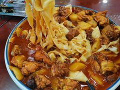 -撒拉人家.酸菜牦牛肉火锅