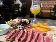 -The Cheebat 锌吧·Bistro(体育西店)
