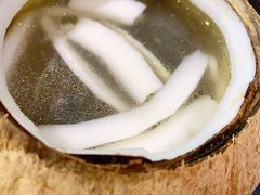 原只椰子炖竹丝鸡汤-龙凤点心饼家·39年老字号(松岗店)