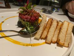 牛肉塔塔配牛油果黑橄榄酱-Solo(衡山路店)