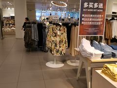 -H&M(华润万象城店)