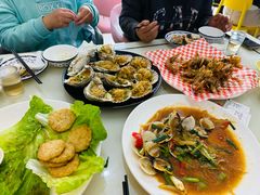 -覃记海鲜美食餐厅