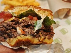 招牌牛肉堡双层-Shake Shack(西单大悦城店)