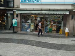 -全家便利店(沪南公路店)