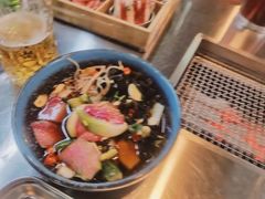 -马路牙子烧烤音乐酒馆(望京店)