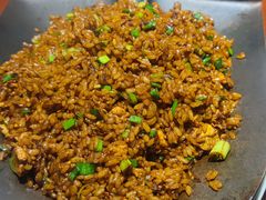 -茸梅路右拐龙虾-农家菜(松江店)
