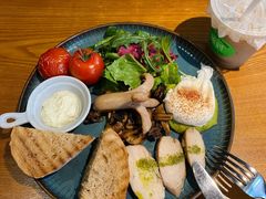 -JINNS锦时 steak&pizza(浸信会礼拜堂旧址店)
