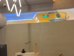 -灸春堂·艾灸·痛症·整脊连锁(之江银泰店)