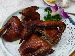 红烧乳鸽-老廣新意-全天茶点(宝能店)