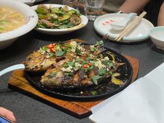 铁板鲫鱼-小桂林烧鸽子