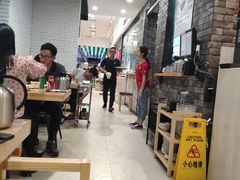 大堂-为什么牛潮汕牛肉火锅(万胜广场店)