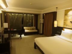 -三亚湾海居铂尔曼度假酒店