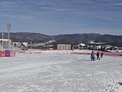 -鳌山滑雪度假区
