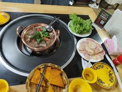 -银同牦牛肉火锅