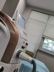 -医颜医疗美容门诊部