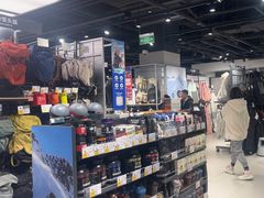 -迪卡侬(环球港店)
