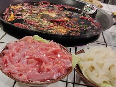 -财二舅火锅招待所