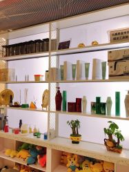 -PE SALON