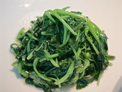 清炒鸡毛菜-屋里厢上海菜馆