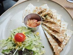 -HELLO 27 意面·沙拉·帕尼尼