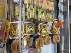 -85度C(生甜甜圈研究工坊·上海平凉店)
