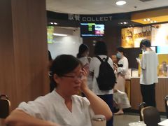 大堂-麦当劳(中唱大厦店)