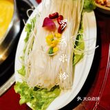 [种草]美容养颜不可或缺的花胶鸡火锅[奸笑]