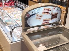 面包甜点陈列柜-85度C(广州石牌桥店)