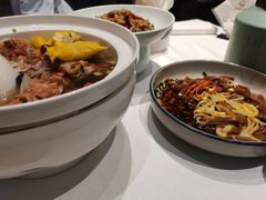 -江城小馆陕南妈妈菜·全球旅行餐厅(钟楼店)
