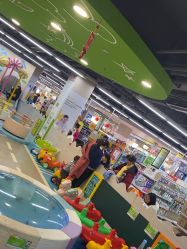 -孩子王童乐园(成都海滨城店)
