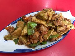 肉段烧茄子-夕阳红小吃(中街大悦城店)